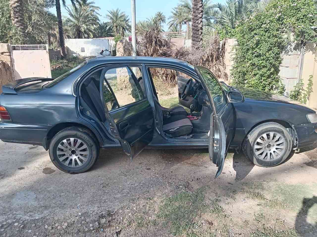 كورلا ٩٥ محور خليجي رقم بغداد انكليزي سنويه وهزه جديده لل ٣١ بسمي مصبوغه حزام كهرباء كامله محرك وكير كفاله تبريد عاطل ب٤٢ وبيه مجال العنوان ديالئ المقدادية الوجيهية رقمي ***********
