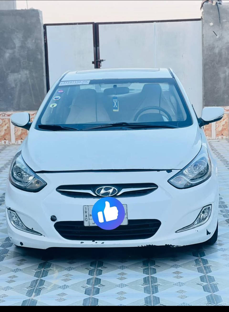 اكسنت موديل 2015خليجي محرك 1600 فول مواصفات رقم بصره تحويل ثاني يوم بيها رشات صبغ بسيطه جداً السعر 88 وبيها مجال مكان الناصريه مكلف بالنشر موبايل ***********
