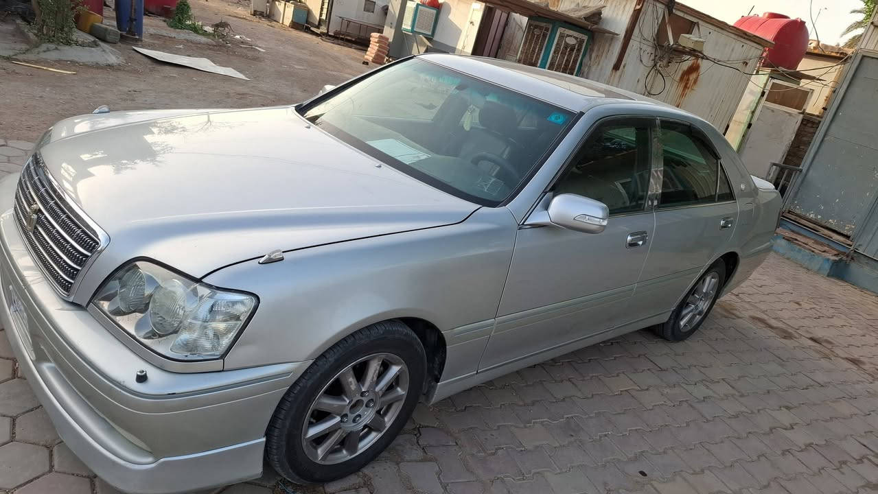 السلام عليكم 
للبيع تيوتا كراون موديل 2003
قرار 48 مدفوع كمرك وضريبه والرقم سنويه ل ٢٠٣٠
تحوير نجف رقم كركوك كرستال اصل
كفاله من الكص والنقل والعيب الشرعي
مداور ثاني يوم
٣دكم. محرك ديفور الكبير السياره جاهزه وحلوه وما عايزه اي شي تخم تاير جديد حداديه جديده العنوان كربلاء الشراي يتصل ***********             ***********
