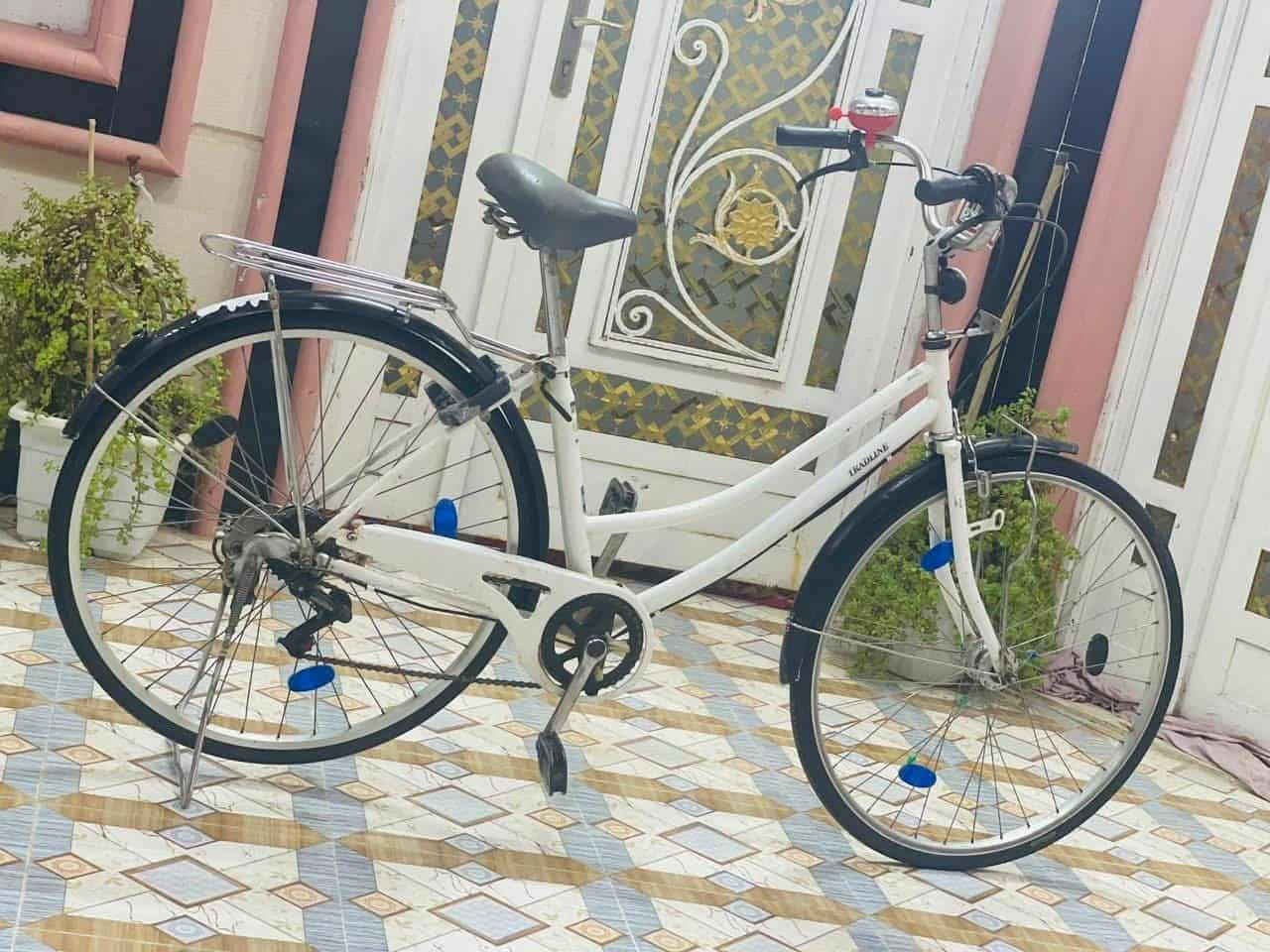 بايسكلات ثنين بطه حجم 27 وحجم 26 للبيع نضيفات للتواصل على الرقم *********** اوالمراسله على الخاص
