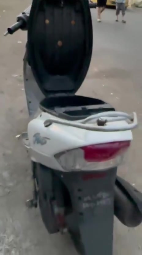 السلام وعليكم دراجه للبيع ماكس منغولي مال رمبه مكفوله كله ملاح رايده950 وبيه مجال قليل مكان العطيفيه قرب جامع براثا وهذه رقمي بي واتساب ***********
