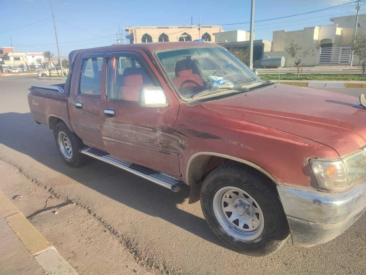 سڵاو دێر مۆدێل 2007ڕەقەم سلێمانی سەنەوی تازەیە تەنها دەرگای دواوە بۆیاخە گێڕ مکینە اکسل بەشەرت ژ.م ***********
