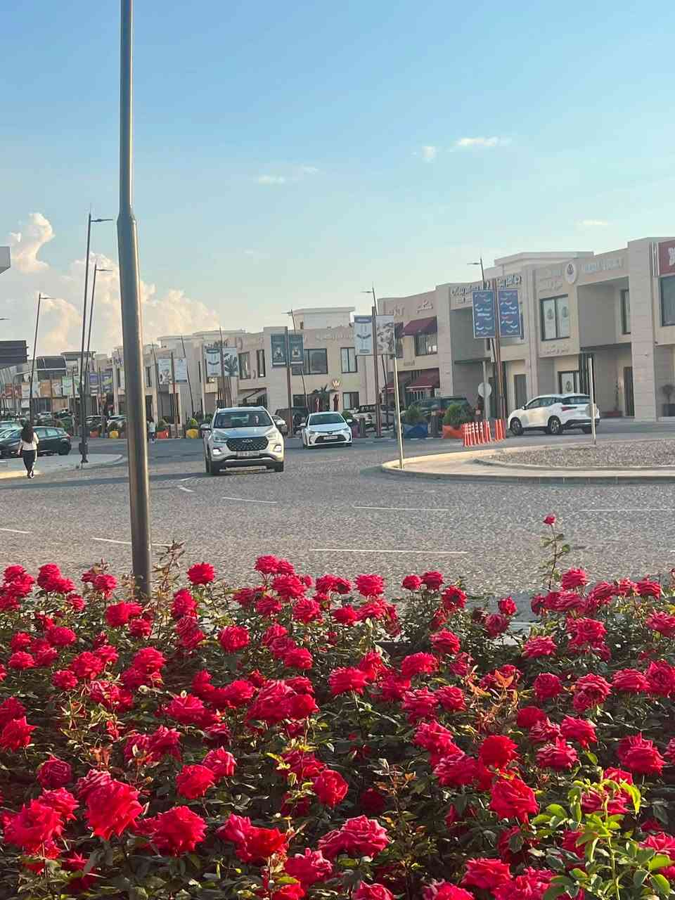 للايجار في المجمع العائلي الاول في اربيل 
كنجان لايف 
غرفتين وصالة 
مساحة
118 
125
145
خدمات ممتازة مساحات خضراء سكيورتي عالي
للتواصل 
***********
***********
