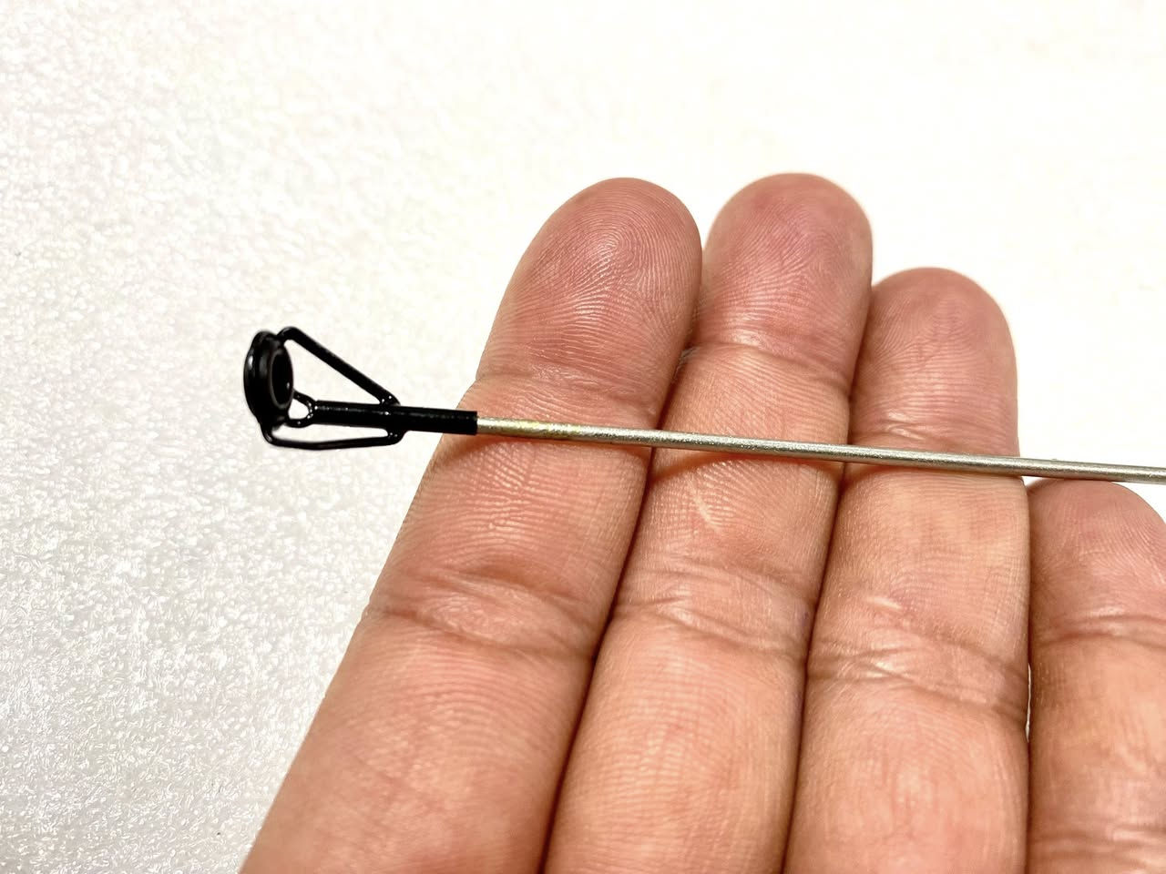 قصبة بالة حساس ناعم الطول المذكور 450 الفعلي 430سم الطول مغلق 55سم صناعة القصبة صيني الماسكة والحلق ياباني كذلك تحمل عبارات تحذيرية بالغة اليابانية السعر 13 الف


**إذا كنت صاحب هذا الإعلان وتريد حذفه لأي سبب، رجاءا أرسل رسالة إلى الدعم الفني**