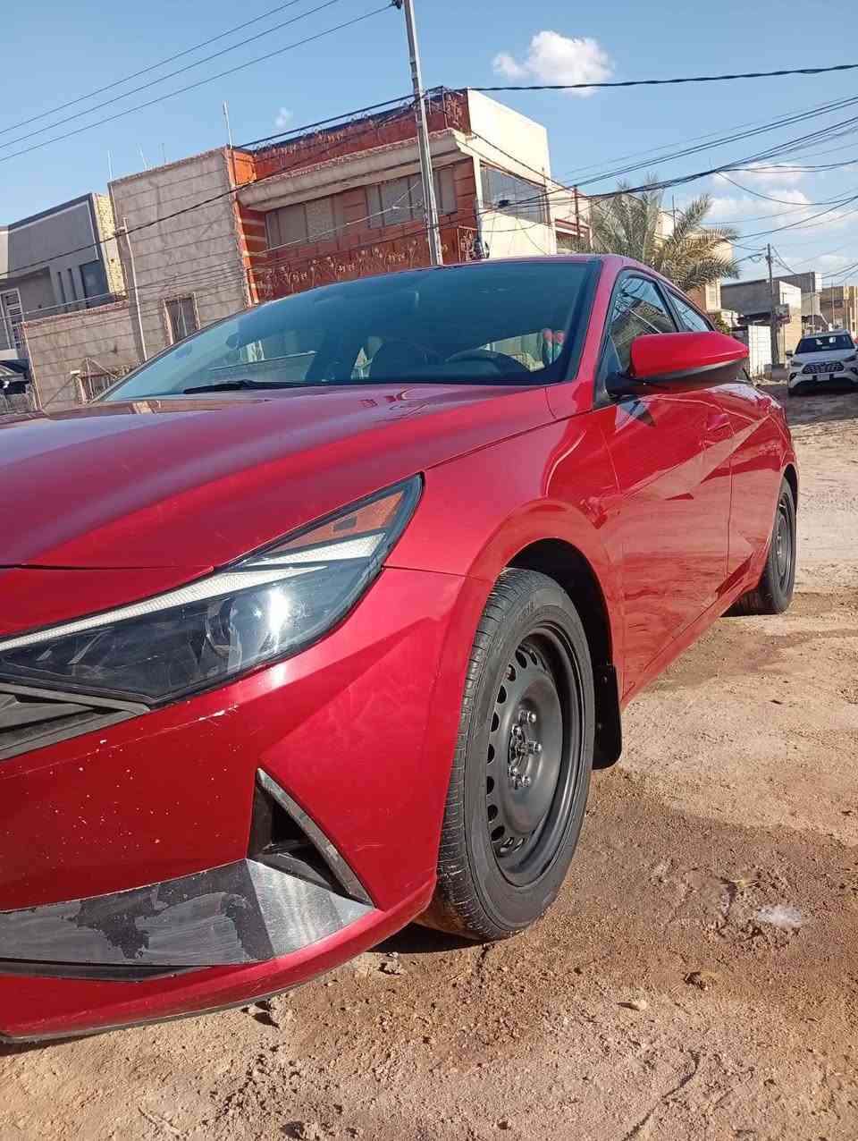 السلام عليكم
النترا موديل 21 رقم بابل 

نص فول 

تحكم ستيرن جهتين

تحديد مسار 

قيادة ذاتيه 

رادارات امامي خلفي جانبي 

مكاني بل حله 

السعر 137 وبيهه مجال 

حادثهه بل منشور 

جاملغ مبدل والبنيد نفسه مصلح 

شاصي وفخذه مكفولات
***********
