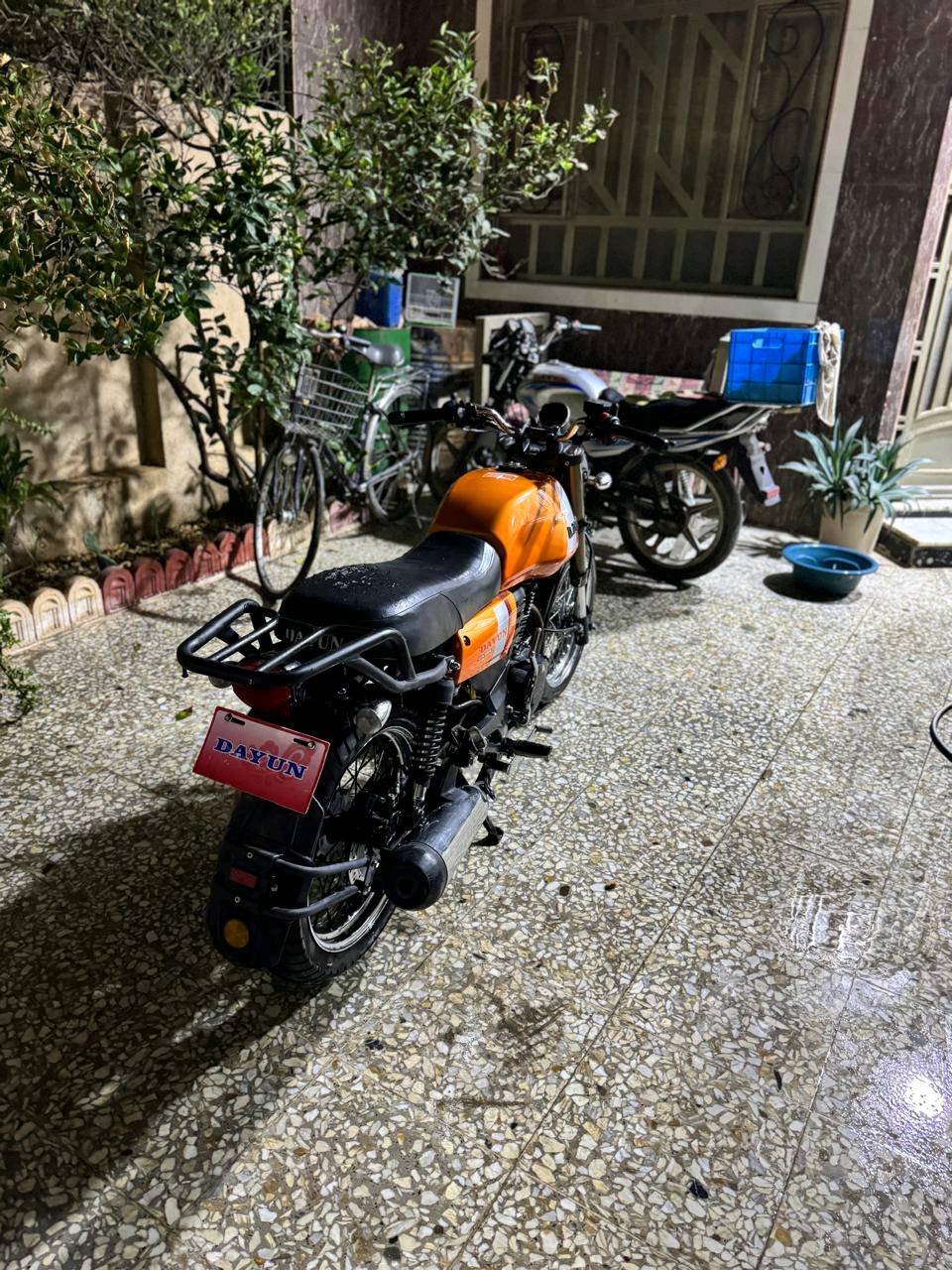 دراجة لايتي محرك ميتين موديل 22 مكفولة الدراجة ما ناقصهة برغي سنوية بيهة باقي استلام اللوحات فقط مكان الدراجة كربلاء حي العباس 