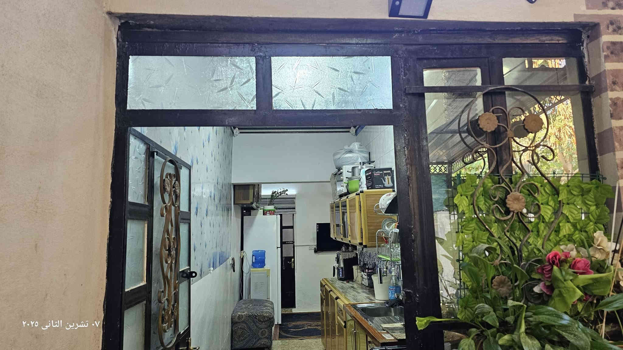 دار للبيع
بيت طابو 150 متر حي النصر قرب المدارس غرفتين نوم وصالة مطبخ حار وبارد الطابق الثاني بيه مخزن فقط ***********
السعر 115
