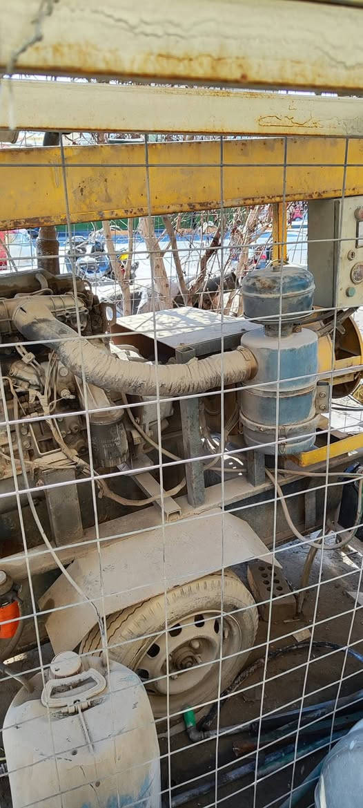 مولد كيا بينكو 3
راس توليد  نموذج m 30kv
مولد شغالة النظافة ٧٠ بالمئة
السعر 10 ورقات وبيها مجال بسيط 
للتواصل ***********
