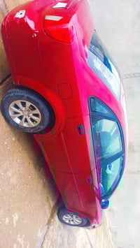 اوبتره موديل 2005 السعر 60 وبيها مجال اتصل وتدلل 07740921960