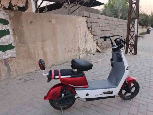 سلام عليكم دراجه شحن حجم 14دراجه جديده كامله مكمله ملشي مابيه بس رايدله باتريات خربانات المحافضه البصره 
المكان المركز البصره
الهاتف ***********
السعر. 110وبيه مجال
متواجد بس واتساب ومن تجون انطيكم رقم غير وتتواصلون وياي
