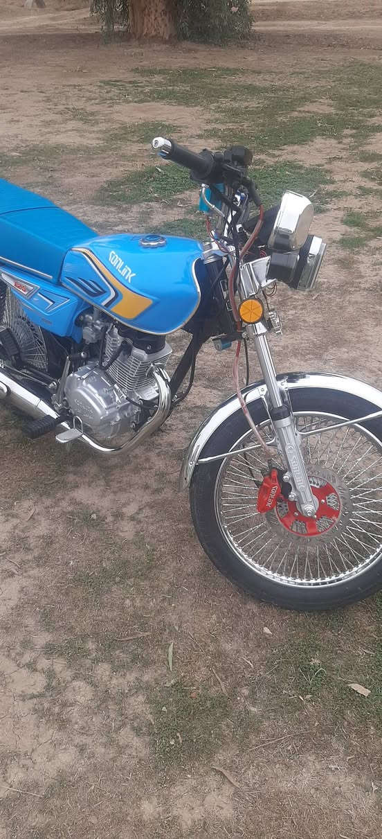 السلام عليكم درجة تايكر مديل 25ربع نمر باب  الاول مكفوله كله وضع شركه  مكاني دوانيه قضاء سومر  السعر تصال ***********
