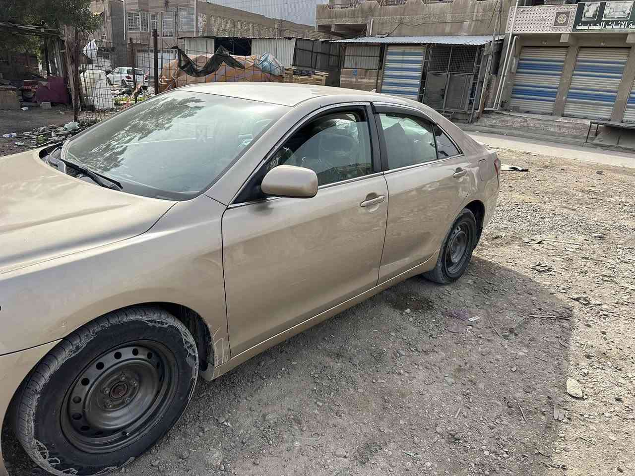 للبيع كامري موديل 2007 وارد امريكي رقم بغداد الجديد تحويل ثاني يوم مواصفات السياره LE محرك 6 سلندر كشن كهرباء شاشه كامره تحكمات كروز سرعه ماشيه 169 حقيقي السيارة داخله كلين بدون حادث وهنا بيها صبغ حزام بدون دواخل بدون تبديل السياره ليبل واحد السياره ما بيها نقص عدا اذان مال محرك وراس رواط تعبانات مكان السياره بغداد الشعب السعر 90 وبيها مجال ***********
