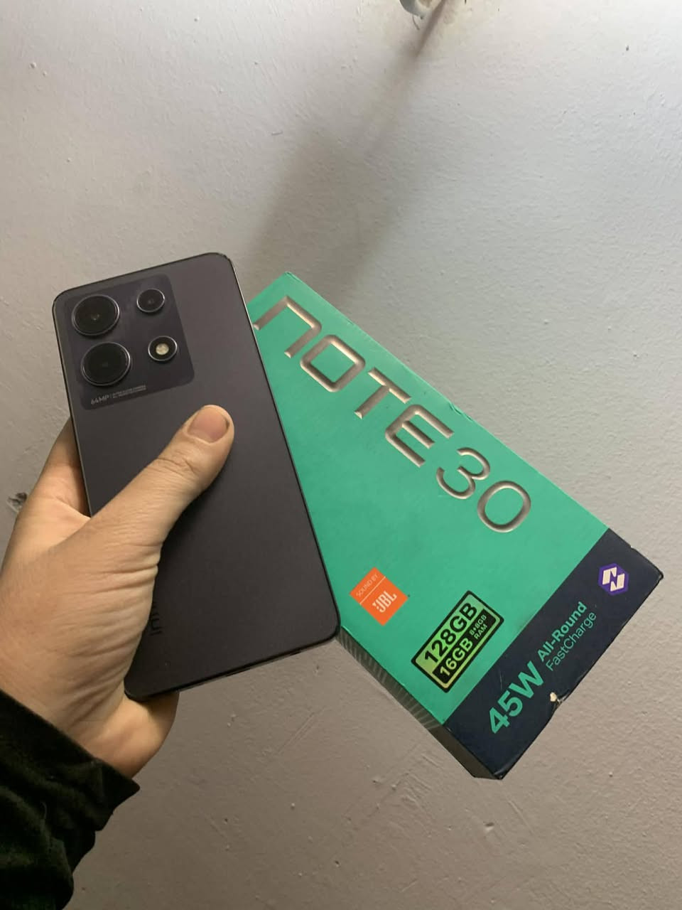 السلام عليكم موبايل انفنكس نوت 30 128 الذاكره الرام ماله 16 الشاحنه مالها 45 وات 60 فريم ببجي فول فول فول بميزه مال ريد ماجيك الجهاز هكر بس بالجهاز كشف اماكن الجهاز كله عيب ما بيه وما مفتوح كرتون وشاحنه وياه بس بي فطر بالشاشه ما يبين حاط لك ضد الكسر وسعره 140 وفي مجال مكاني كركوك


**إذا كنت صاحب هذا الإعلان وتريد حذفه لأي سبب، رجاءا أرسل رسالة إلى الدعم الفني**
