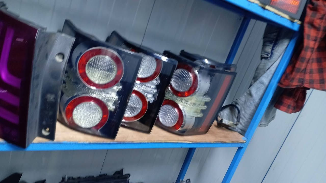 السلام عليكم اخواني كل عام و انتم بخير
غدا ان شاء الله متواجدين بالكراج وصل حاوية قطع جديدة رانج روفر فوك سبورت نتشرف فيكم وبزيارتكم والأسعار ان شاء الله مانقصر وياكم
العنوان السليمانية الصناعة خلف كراج بغداد القديم لأي استفسار يرجى الاتصال على الأرقام التالية ***********
***********
