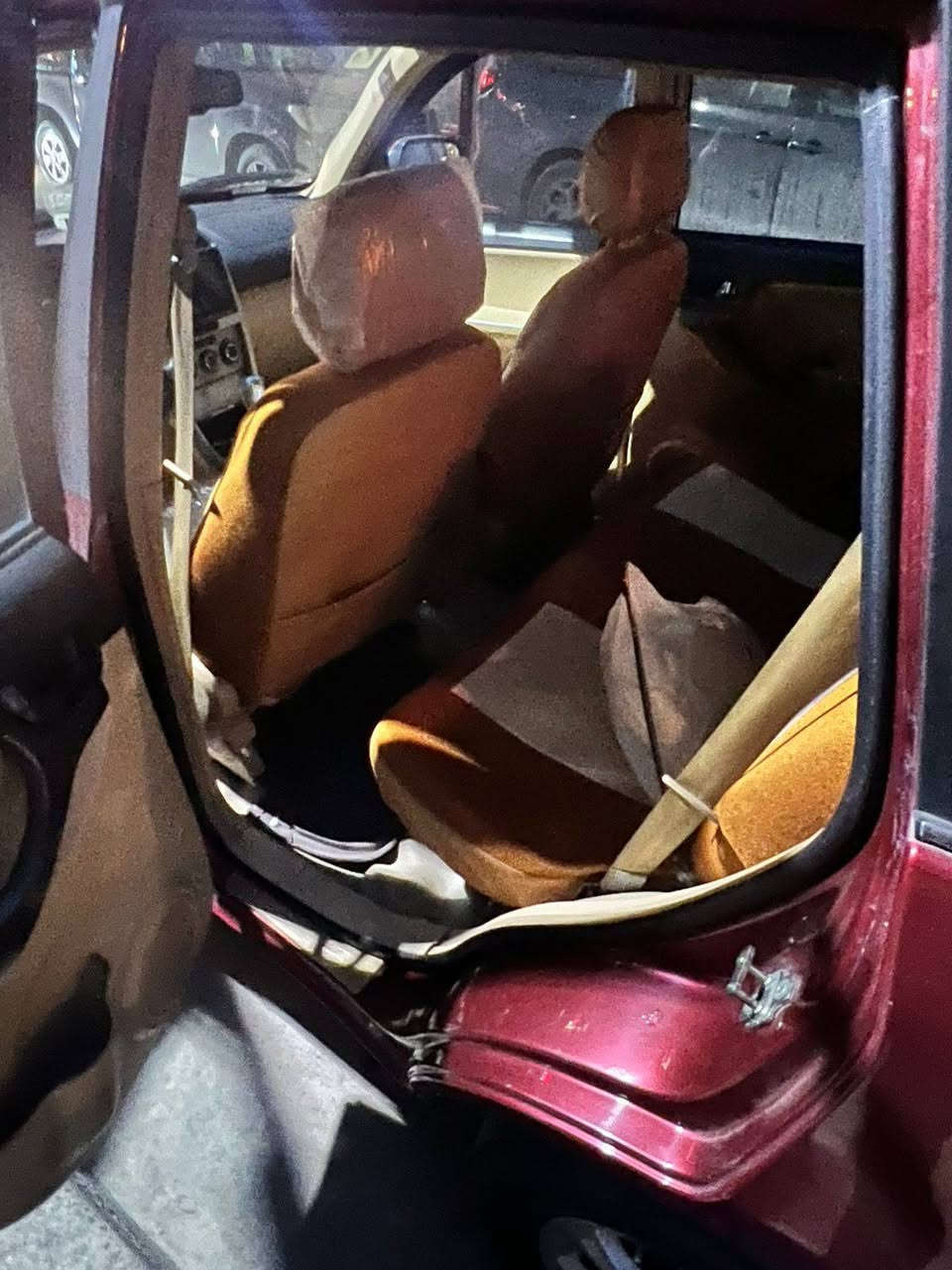 تيكو للبيع موديل 2013 كير كهربائي السيارة نضيفة جدآ وجاهزة من كلشي هزة جديدة رقم نكليزي باسمي رقمهة 
العنوان بغداد مدينة الصدر الاورفلي *********** 
السعر 65
