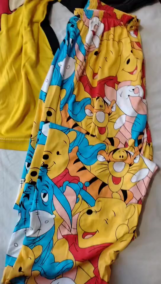 التراكسودات على 5الف فقط الطلب على *********** يلبس من عمر ١١ سنه الي ١٧ سنه
