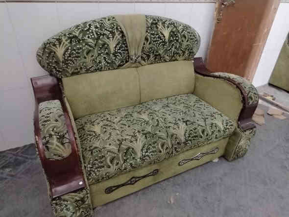 تخم قنفات للبيع 4 قطع 8 نفرات تسكام سعره ١٩٠ مكانه نجف حي ميسان مقابيل العسكري *********** بيه وتساب النجف
