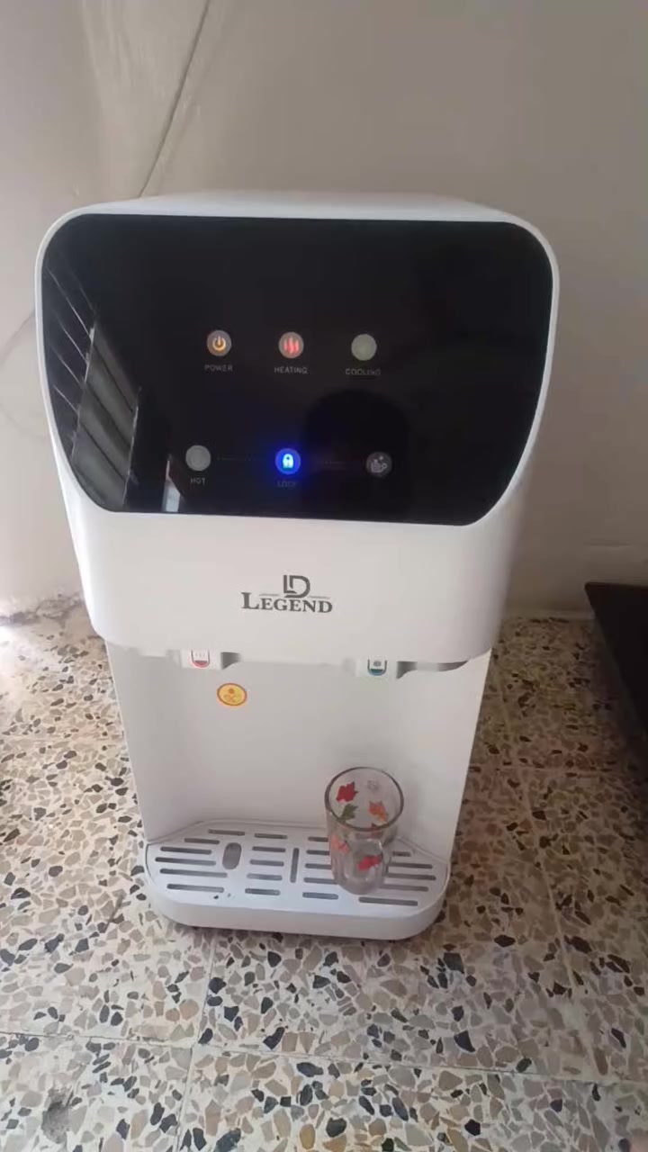 براد ماي حار وبارد لمس حديث 4 فلاتر داخليه ربط عالحنفيه مباشر شرط الشغل والنظافة  السعر 60 بي مجال قليل حي سومر شارع المولدات تقاطع الغسل


**إذا كنت صاحب هذا الإعلان وتريد حذفه لأي سبب، رجاءا أرسل رسالة إلى الدعم الفني**