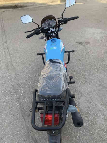 دراجة شاينك 2023 زيرو صارلها يومين من نازله من المعرض اوراق اصولي مكفولة كفاله عامه 
متوازي ع البيعه سعرها مليون 700 وبيها مجال 
رقم ***********
