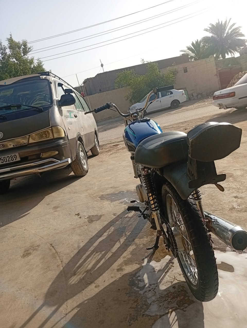 السلام عليكم دراجه اربعه كير كلك دراجه تعمير كله جديد ما عايزه برغي المكينه رايبدو حرفA مفتوحه بس ولفات السعر300وبيها مجال لشراي الرقم ***********
