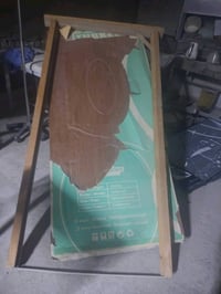 سرير طبي للبيع بحالة جيدة، مريح ومناسب للاستخدام في العيادات أو المناز...