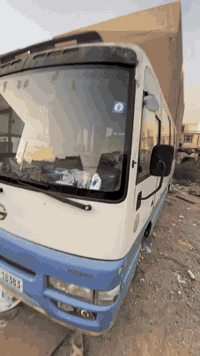 للبيع كوستر موديل 2002بسامينا مكانها بغداد للبيع او مراوس حسب القناعه بسياره 7راكب ***********
