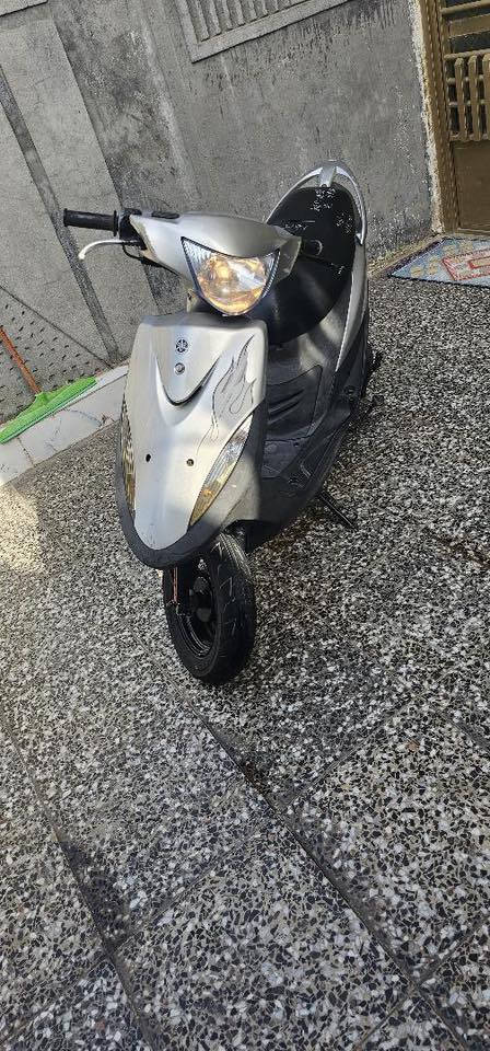 سلام عليكم دراجه ماكس عدله مال رمبه الدراجه بلكارتون شوفت عينك ماناقصهة برغي ختم واحد ويه المكينه ومكفوله كفاله سعر850وبيهة مجال حك الجيه 
***********
