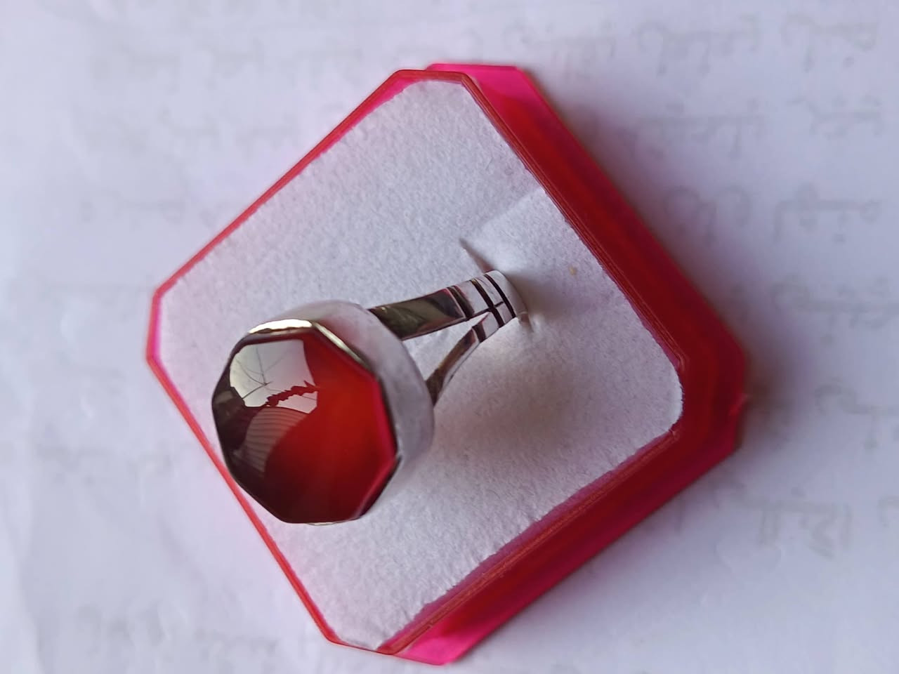 اللهم صل على محمد وآل محمد الطيبين الطاهرين
تحف من العقيق الكرزي والجزع والبقري وشرف الشمس
مع مسبحة ١٠١ مع أسوار
حجر مبارك طبيعي وصياغات ثقيلة ومتوسطة وخفيفة
شلعة كلهن ينباعن سوا
ليحب يسوم وينطي بيهن سعر
يتفضل خاص او واتساب ***********
وان شاء الله نكون بخدمتة
