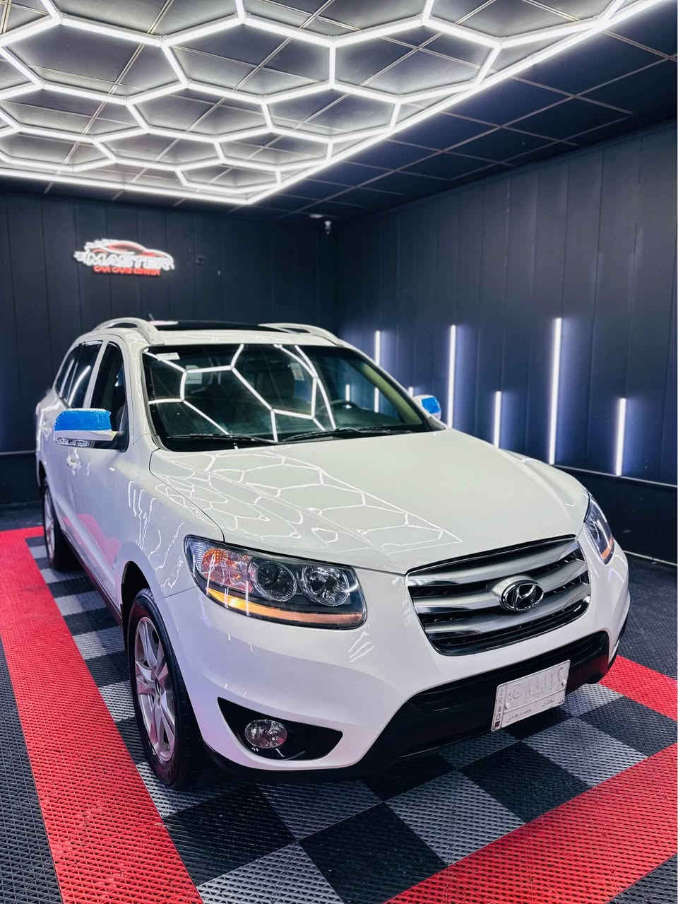 السلام عليكم هونداي سنتافي موديل 2010 خليجي مكينه 6 سبعه راكب فتحه كشن كهرباء رقم بغداد تحويل مباشر كير مكينه حداديه تخم تاير جاهزه بيه 3صبغ وبيه بارد بحافه القماره يم الفتحه بدون اي دواخل تكم شواصي لغود مكفولات السعر 128وبيه مجال مكاني بابل *********** بغداد, العراق
