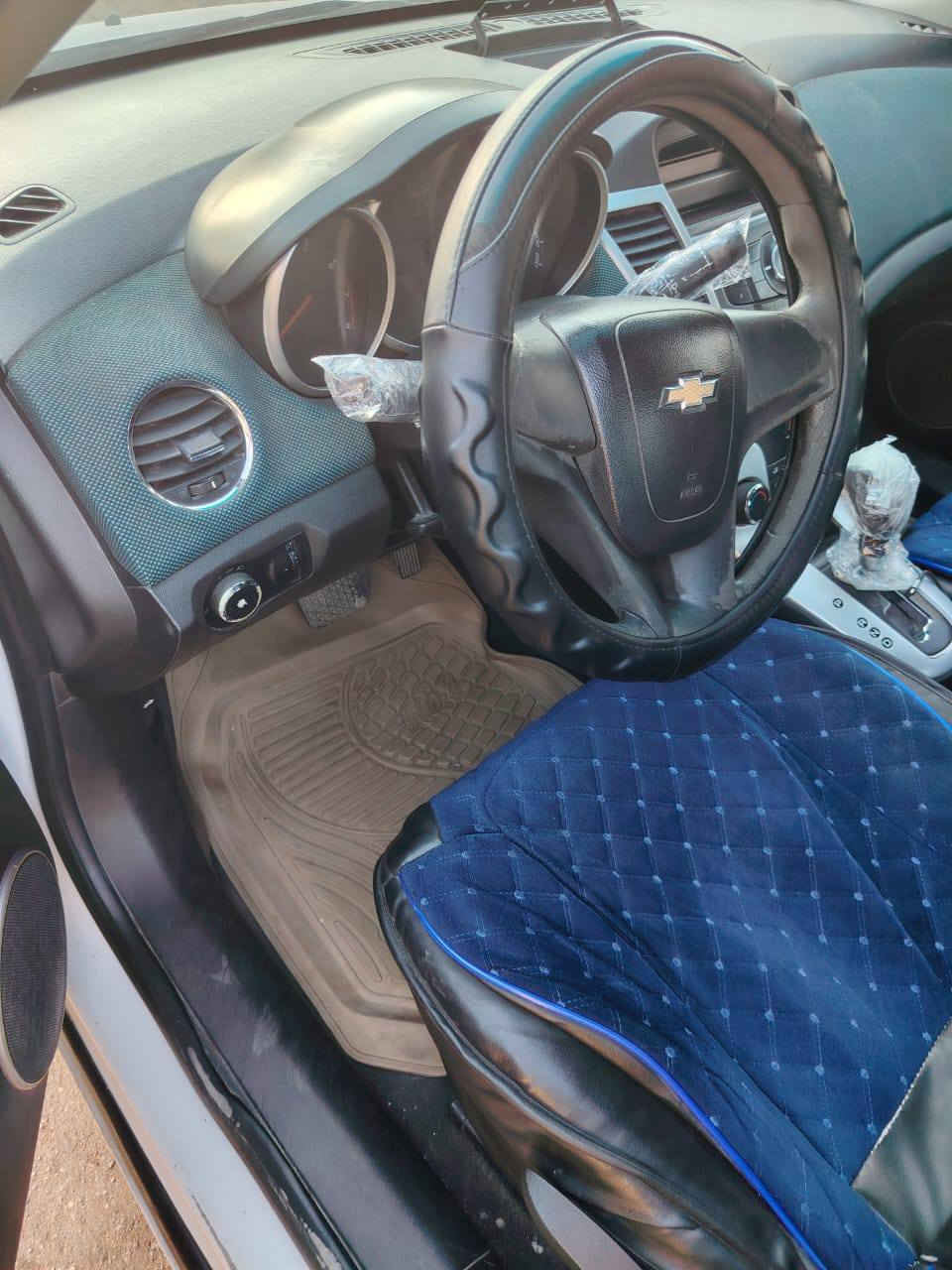 سلام عليكم سياره للبيع شوفرليت كروز مديل 2011بسمي رقم سليمانيه مكينه اوبترا مكفوله
انكليزي مابيها حادث فقط رشات صبغ السعر 74بيها مجال قليل***********
