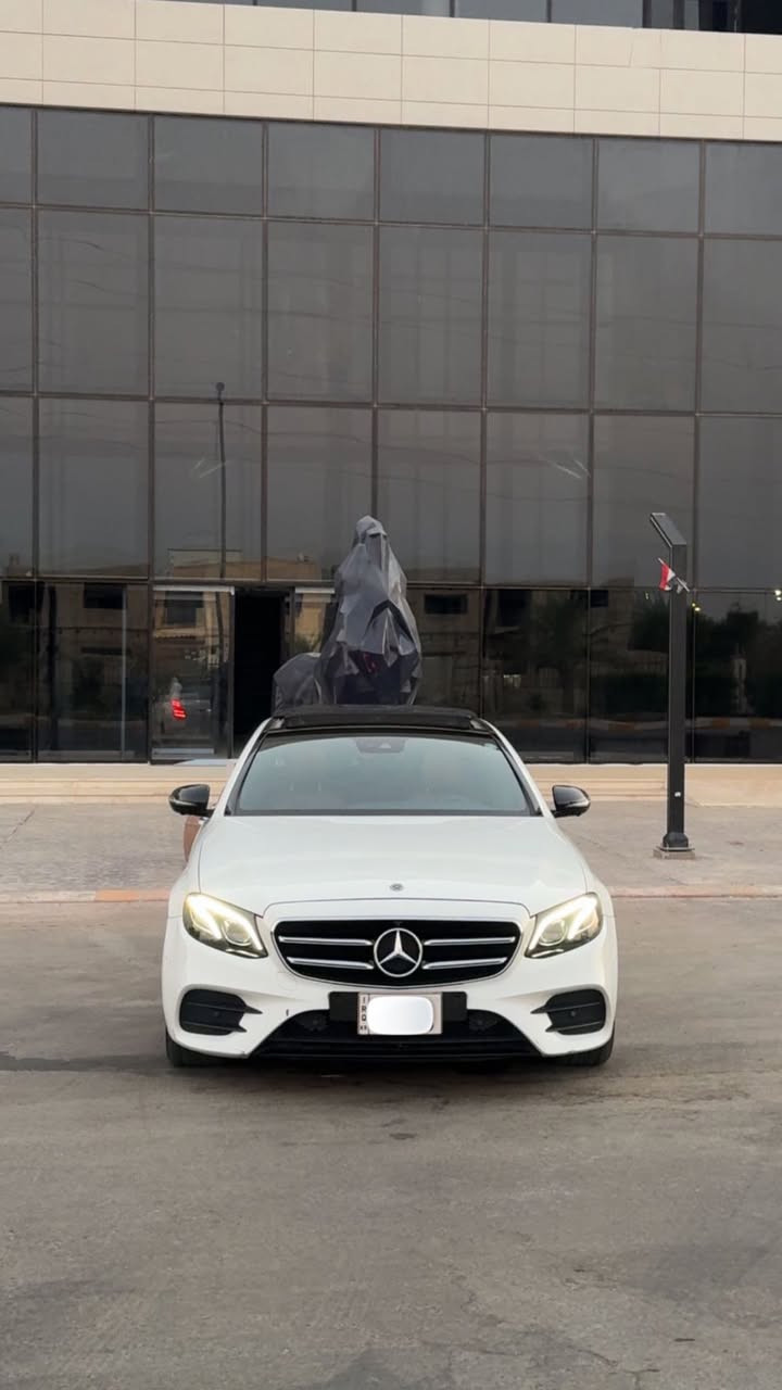 السلام عليكم للبيع فقط بدون مراوس
مارسدس بنز حجم E200 

AMG اصل بلاديه

وارد الماني ضمان دولي 

موديل 2020 

مواصفات اعلى شي بيها 

⭕️بانوراما 

⭕️شاشه كبيره متصله 

⭕️رادارات امامي وجانبي 

⭕️بصمة تشغيل 

⭕️بصمة ابواب

⭕️ابواب شفط 

⭕️كشنات كهرباء

⭕️كشنات هيتر وتبريد 

⭕️استيرن هيتر 

⭕️دبل ماوس 

⭕️دشبول كاربون 

⭕️استيرن حرف D

⭕️نقاط عمياء

⭕️نظام اصطفاف الي 

⭕️خمس كاميرات محيطيه 

⭕️داخل قرميدي مميز 

⭕️لدات 64 لون 

⭕️عداد دجتل الكتروني 

⭕️جنطه كهرباء

⭕️اوتو هولد  

وكلش هواي مواصفات بعد

السياره كلش ناصبه ونظيفه 

سنويه جديده ورقم جديد 

مكانها بغداد سيديه 

بيها كلير كلش بسيط بقبق الجنطه مقدار شبر وشويه 

 وbdr مكانين صغار ممبين 

السعر 31.800$ والسعر كلش مناسب بالنسبه للموديل والمواصفات 

للاتصال ***********
