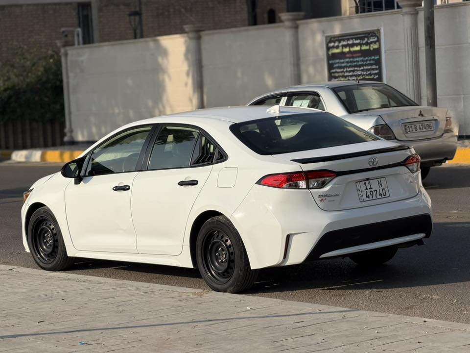 السلام عليكم
كورلا للبيع 2022
وراد امريكي بانزين 
بدون ايرباك
محرك 1800 مواصفاتLE
87كيلو.
***********
مكان بغداد
