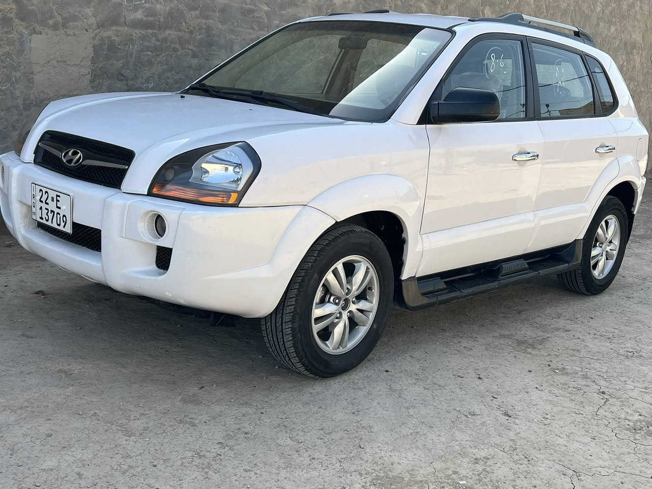 السلام عليكم من رخصت الادمن المحترم
توكسان 2010 خليجي مكفوله كفاله عامه شرط الفحص السياره جديده حيل وبلعافيه ع ياخذها 
لون ابيض ثلجي المرغوب
محرك 2000/ 4 سلندر دووش المرغوب بدون عيب
كير  اوتوماتيك بدون عيب

داخل صحراوي لونين المرغوب
شاشه ايباد 
لايت كهربائي
بلوجكترات 

ويل كب 16 وتخم تاير جديد قبل سبوع شاده 
وباقي المواصفات معروفه …

السياره ترايها حيل ناعم بدون اي نقص جاهزه من كلشي الحمدالله 

رقم اربيل جديد سنويه ل 31 تريد تحويل وكاله حاضر مكاني بابل القاسم ع ***********
***********
