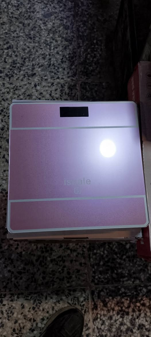 بضاعة. متعددة  اصليه 
محلات. ابو يوسف 
يتوفر توصيل سريع 
للحجز. ماسنجر.  او وات ساب 
***********
