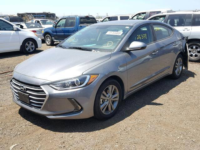 السلام عليكم
النترا للبيع موديل 2017 وارد أمريكي 
فول مواصفات تحكمات بصمه ابواب وتشغيل رادارات فول واحد ع واحد 
داخل بيجي شاشه بلاديه كاميرا دواره 
محرك 2000دوش 
كير AT المرغوب 
السياره مدوشمه عام ونضافه خير من الله ماشيه 126 الف رقم بغداد شرط التحويل حادثها مرفق بالصور 
السعر /118/وبيها مجال 
اتصال/*********** مكاني بغداد
رجاءا الموشراي لايتصل
