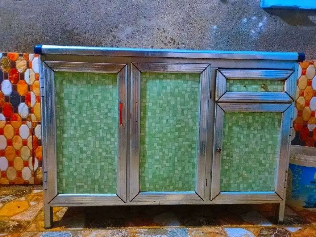 كاونتر 4 قطع  نضيف بيه بس الجرارات يرادلهن صيانة السعر 210  المكان الطار


**إذا كنت صاحب هذا الإعلان وتريد حذفه لأي سبب، رجاءا أرسل رسالة إلى الدعم الفني**