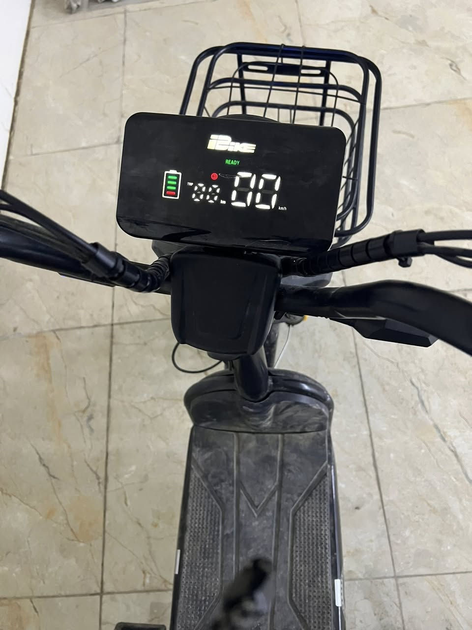 دراجه شحن وبايدر الدراجه وياها بصمه وسويجين البطاريه نظيفه وقويه تعال وشوف ترايها يخبل وجودتها ممتازه جدا الحجم الوسط بعد احلى من صور  اللاستفسار اكثر خاص


**إذا كنت صاحب هذا الإعلان وتريد حذفه لأي سبب، رجاءا أرسل رسالة إلى الدعم الفني**