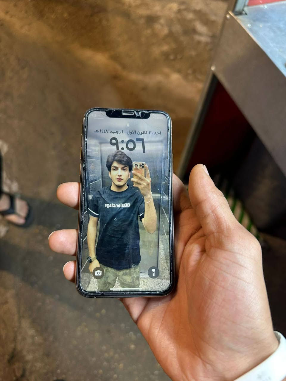 يا الله سلام عليكم 
ايفون 11برو عادي 
ذاكرة 64
بطاريه مبدله 
شاشه مبدله جهاز حلو مال بيت 
السعر خاص 
رقم تليفون ***********
عنواني بغداد
