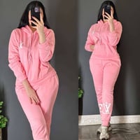 ملابس