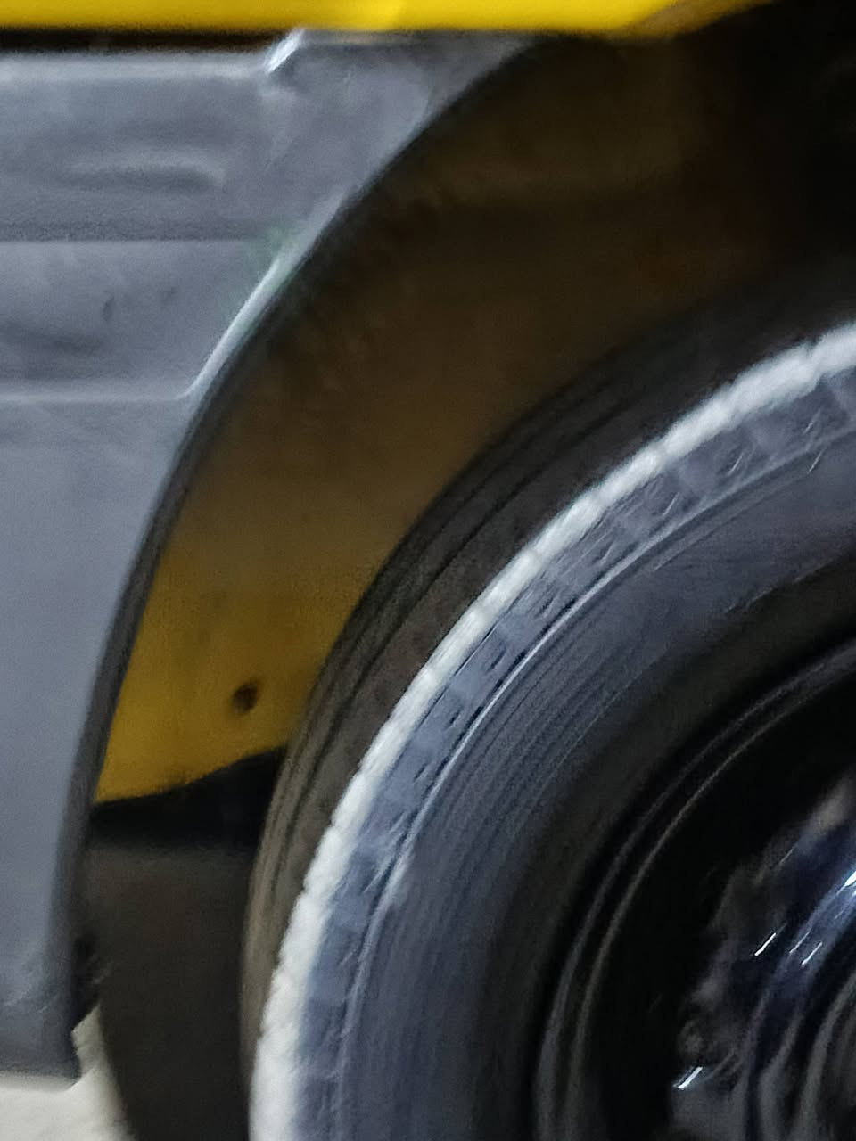 سلام عليكم سايبا موديل ٩بيهة ضربة جاملغ المامي ولباقي كفالة كل نقص مابيهة جاهز الشارع مكينة جديدة تبريد ⛄ثلج صدر جديد تخم تاير جديد سعر  33 مكاني بغداد العبيدي رئاسة قفلها  شارع عشرين ***********
