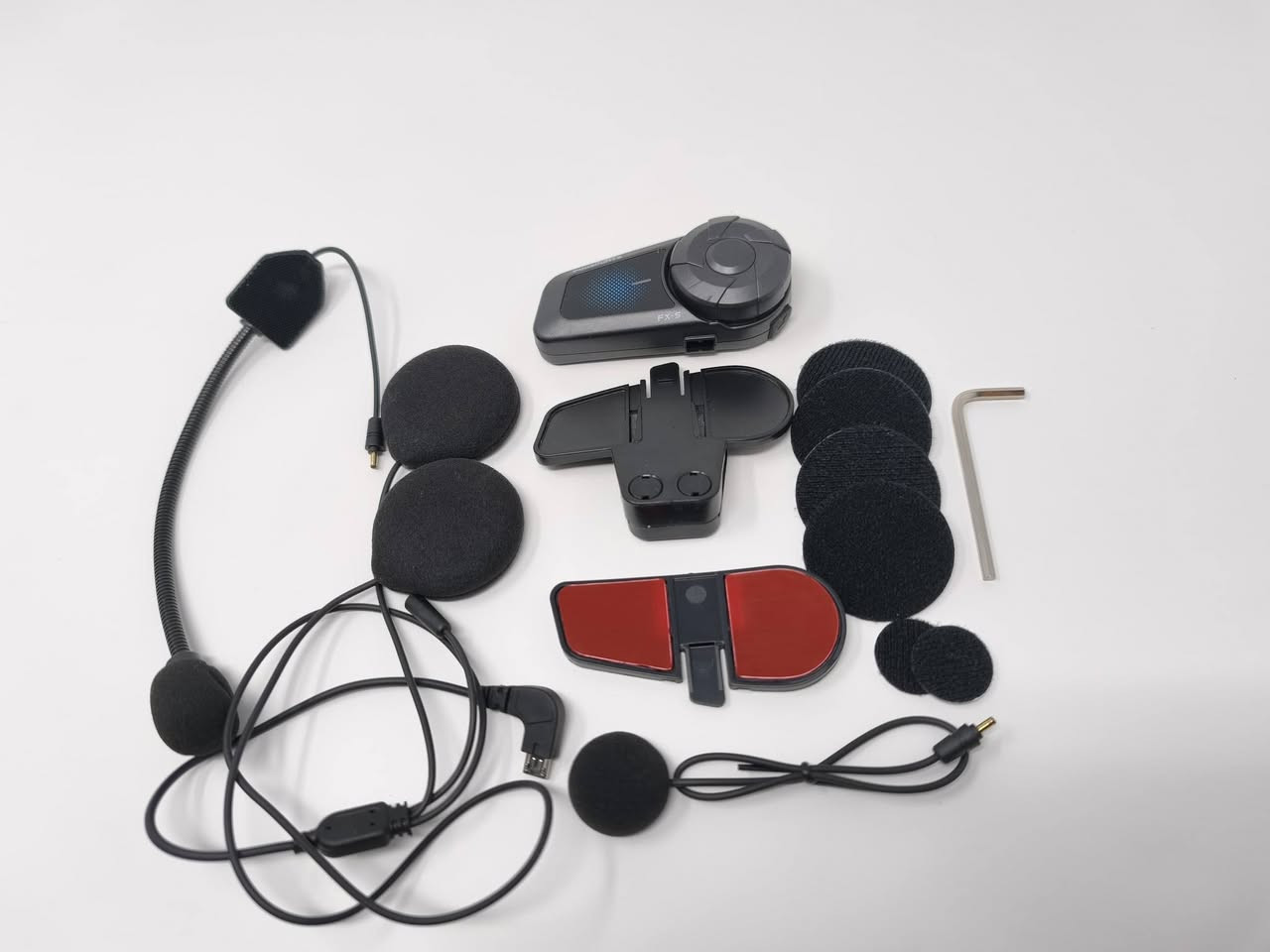 وجبة سماعات خوذه اي استفسار خاص فقط او ***********
