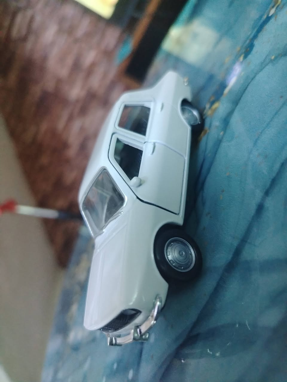 حديد كلاسك تفاصيل راقية حجمها ١٣سم كف الايد تقريبا تتفتح ابواب اكو كم موديل يشتغل هورن ولايت سعر القطعه ٥حديد كلاسك تفاصيل راقية حجمها ١٣سم كف الايد تقريبا تتفتح ابواب اكو كم موديل يشتغل هورن ولايت سعر القطعه ٥


**إذا كنت صاحب هذا الإعلان وتريد حذفه لأي سبب، رجاءا أرسل رسالة إلى الدعم الفني**