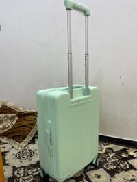 جنط سفر • جديد • غير مستخدم