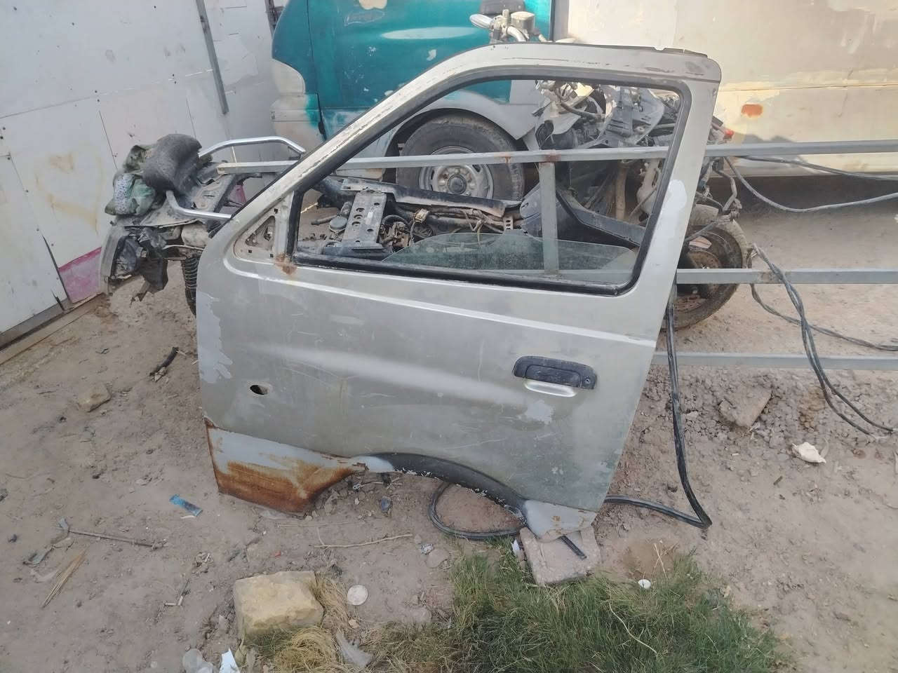 السلام عليكم بابن بريجو يمنه ويسره ١٧٥ وبين مجال ***********
