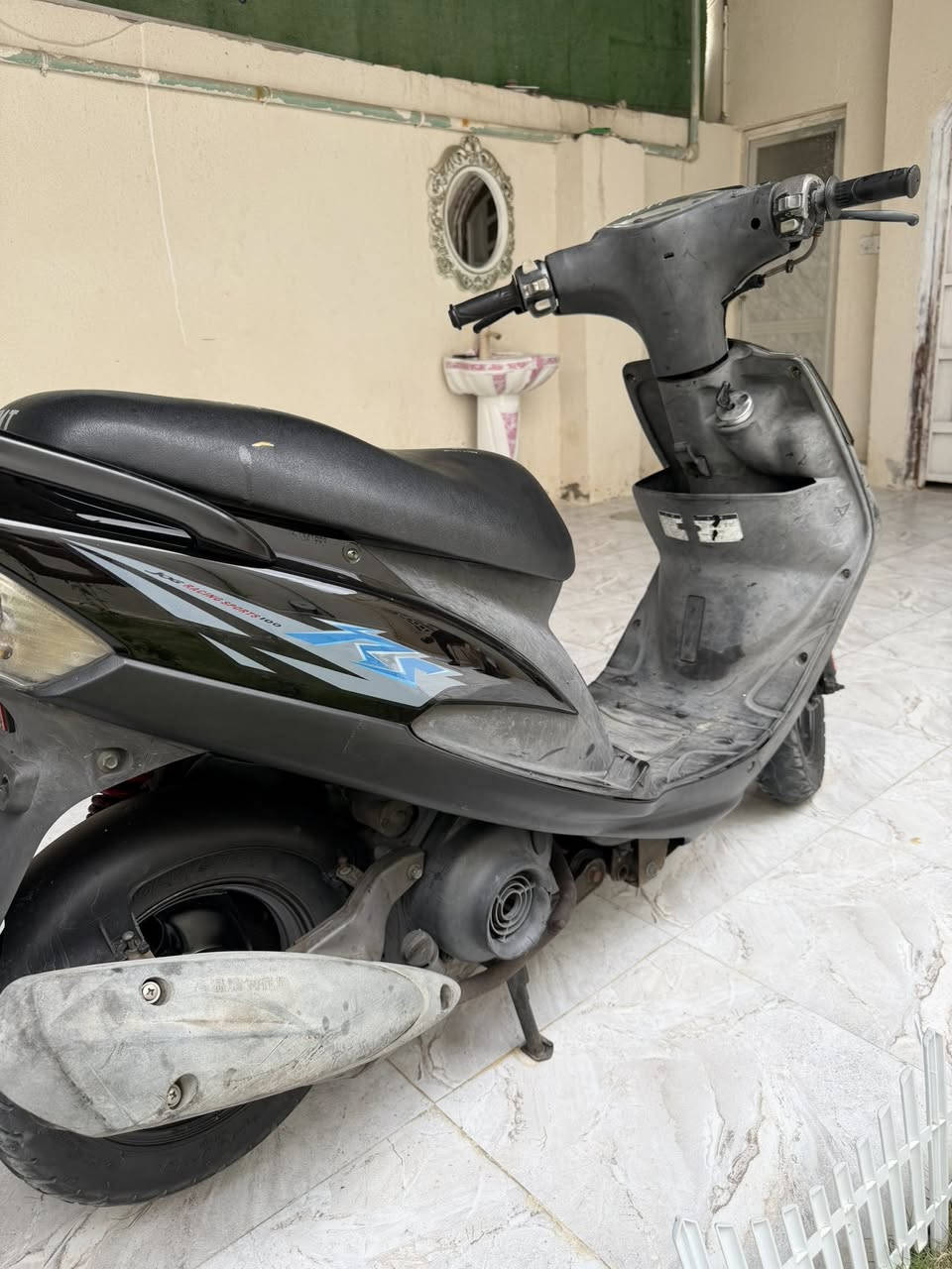 ماكس عدله.  خير من الله ختومات كلها بلااد دراجه مكفوله ومابيها نقوصات كلشي بيها شغال جيب فيتر وياك وتعال افحص دراجه مكفوله مكينه وسرعه وشلعه ومعدل مكاني بصره ابو الخصيب سعرها 1100 بيها مجال للطيبين  متواجد واتساب
***********

