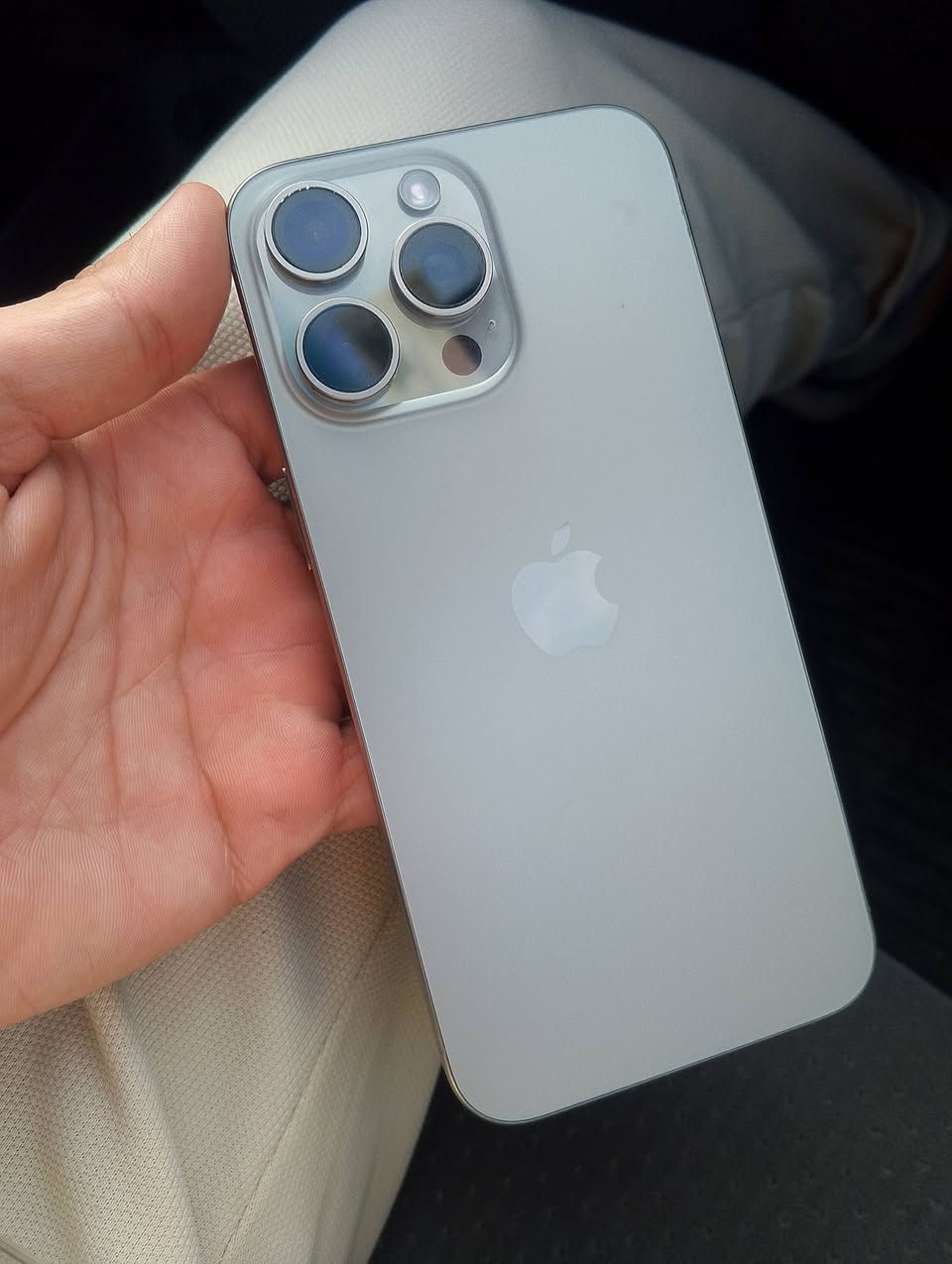 15برو ماكس مبدل شاشه ماله تفليش شاشه شرط لا تشكل ولا تعليك بطاريه 90 
256
تك 
جهاز فول نضافه استعماله شخصي سعرو 725وبي مجال 
***********
