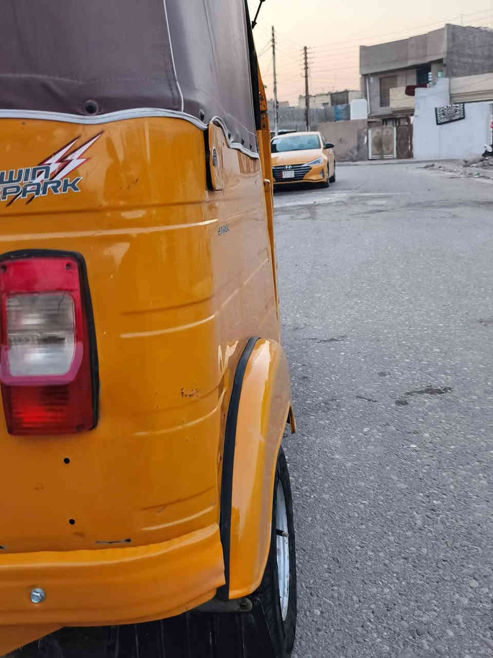 السلام عليكم
تكتك 20 جديده مثل ما اشوف 
متعوب عليها دوس بلاديه ما معمرات بيها بارد يم البك لايت ولغد لايمن مرشوش قطره معجون مابيها مكينه مكفوله من التنقيص والتبخير بياع شراي لا تخابر ما تفيدك تحويل ثاني مكاني جسر ديالى القديم 
الاستفسار الاتصال 
***********
