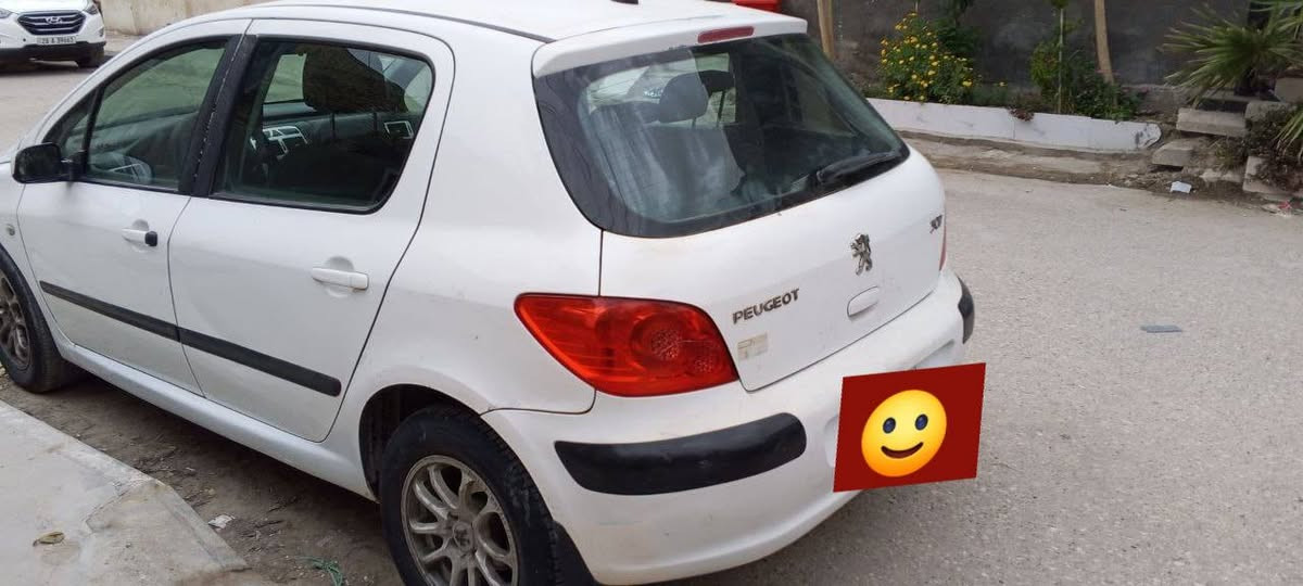 السلام عليكم ورحمه الله وبركاته
بيجو 307 2006 
مكينه 1600
السيارة بأسمي تحويل مباشر رقمها ذي قار

....................................................
نوزلات جديدة
بلكات جديدة
مجول جديد
صالنصه جديدة
كامره خلفيه
مكينة نظيفه
مبدل دهن الكير قبل فتره الدهن جديد
الكير بي طبه وهذه شي طبيعي بالبيجو 
حداديه نضيفه كلش بيها المشط كايم بس عندي مشط تفصيخ ماشاده الها 
تبريدها منقص غاز فقط 
  
مكاني ناصريه مركز 
السعر 43 وبيها مجال 
***********
واتساب موجود
