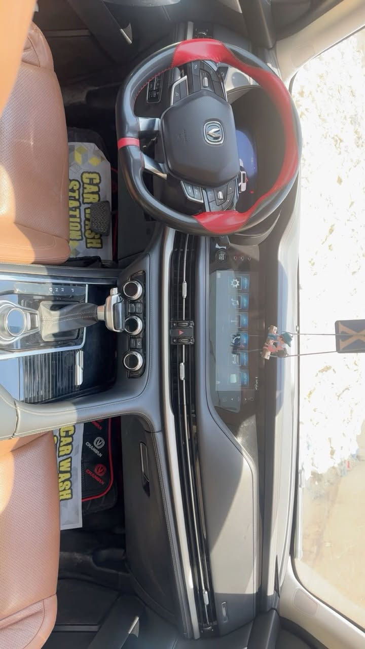 🚘 للبيع شانجان CS95 موديل 2022 – سبعة ركاب 🚘
🚗 النوع: Changan CS95
📅 الموديل: 2022
📍 رقم السيارة: أربيل
📍 موقع السيارة: بغداد – الدورة
👨‍👩‍👧‍👦 السعة: 7 ركاب
✅ حالة ممتازة
✅ استخدام شخصي
✅ مكيف ثلج
✅ واسعة ومريحة للعائلة
✅ جاهزة للاستخدام ولا تحتاج أي مصروف

💰 السعر: قابل للتفاوض للجادين فقط.

📞 للاستفسار والمعاينة يرجى الاتصال على الرقم:
***********

🌟 سيارة عائلية فخمة ونظيفة، تجمع بين الراحة والقوة والأمان، ومناسبة للعائلة والسفر.

#للبيع #شانجان_CS95 #موديل_2022 #رقم_أربيل #بغداد_الدورة #سبعة_ركاب #سيارات_العراق #سيارة_للبيع 🚘✨

