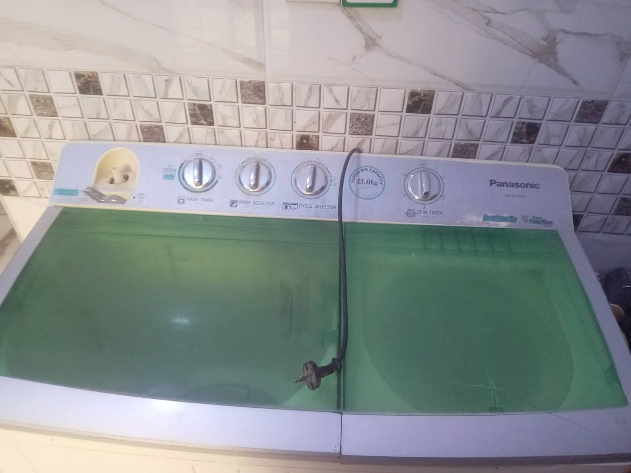 غساله بانسونك تايلندي ١٣ كيلو الحجم الكبير مستعمل ١٦٠ الف الضمان فحص تجي تفحص ياله تأخذه  مكانه ديوانيه الاتصال
 ***********
***********
